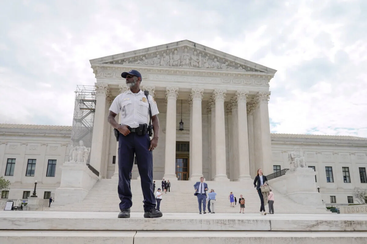US Supreme Court Sides with GOP and Kills Extension for Wisconsin Absentee Ballots US Supreme Court Sides with GOP and Kills Extension for Wisconsin Absentee Ballots