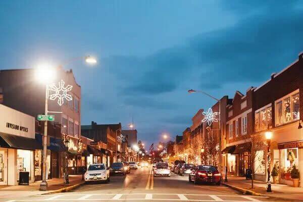 The 4 Best Small Towns for Small Business Shopping in Wisconsin
