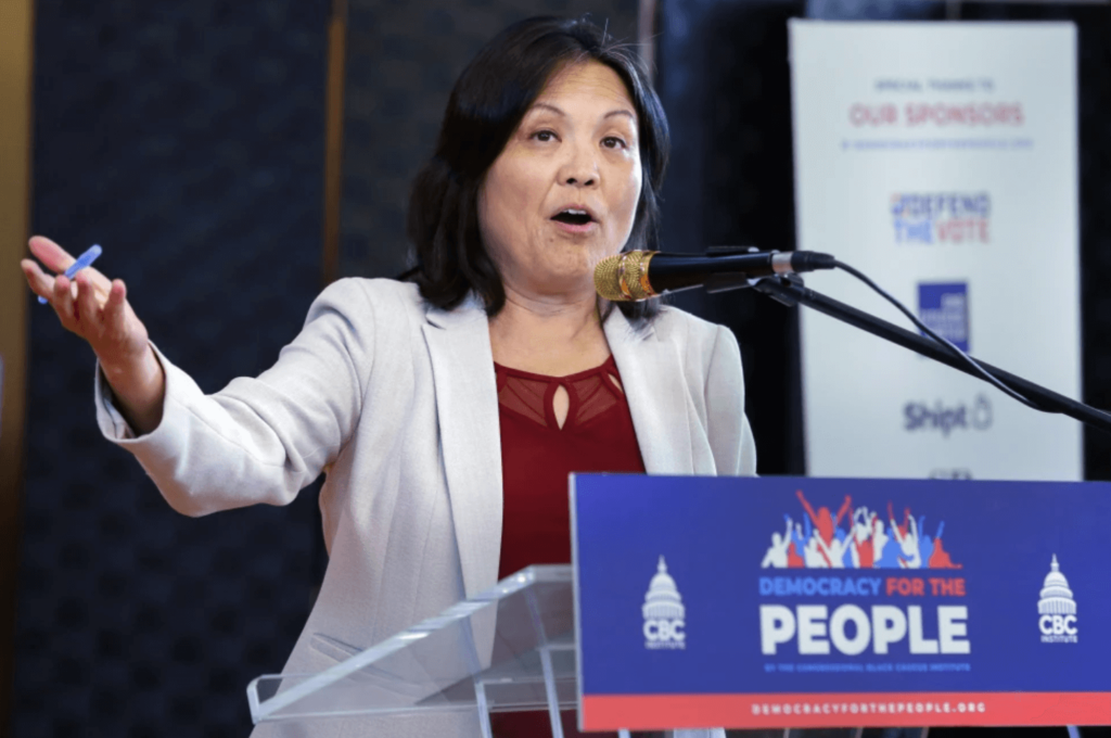 national politics - Up North News