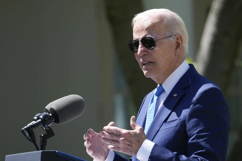 NATIONAL POLITICS - Up North News