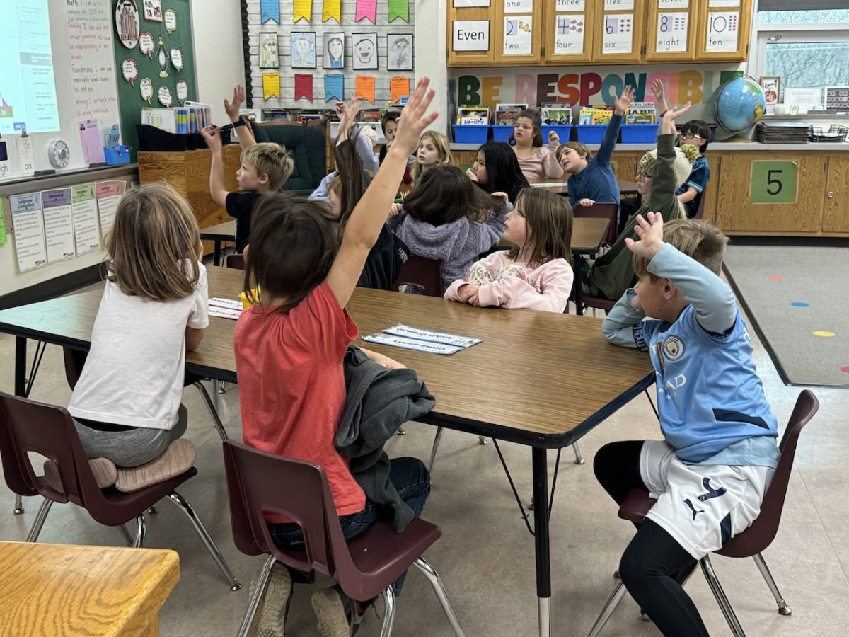 WI superintendent to state: ‘We can’t continue to pit school districts against taxpayers’ WI superintendent to state: ‘We can’t continue to pit school districts against taxpayers’